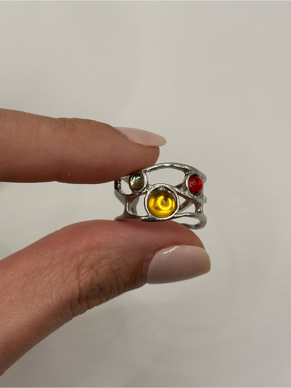 Silver Multi-Stone Statement Ring with Yellow, Red, and Green Glass Stones